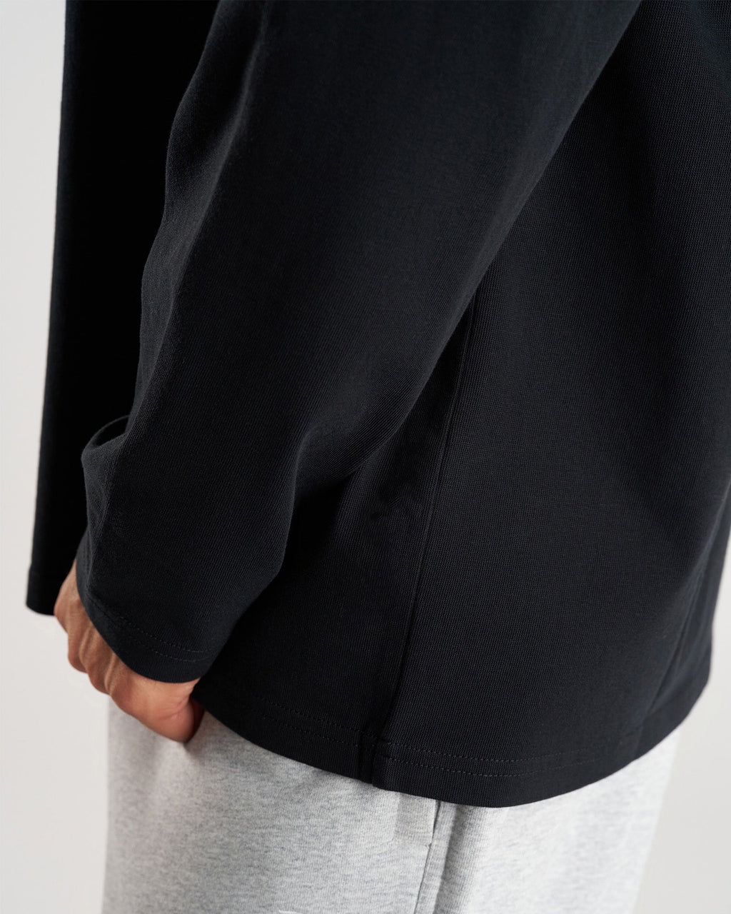 Heavyweight Cotton Oversized Long Sleeve "FHG" - Black